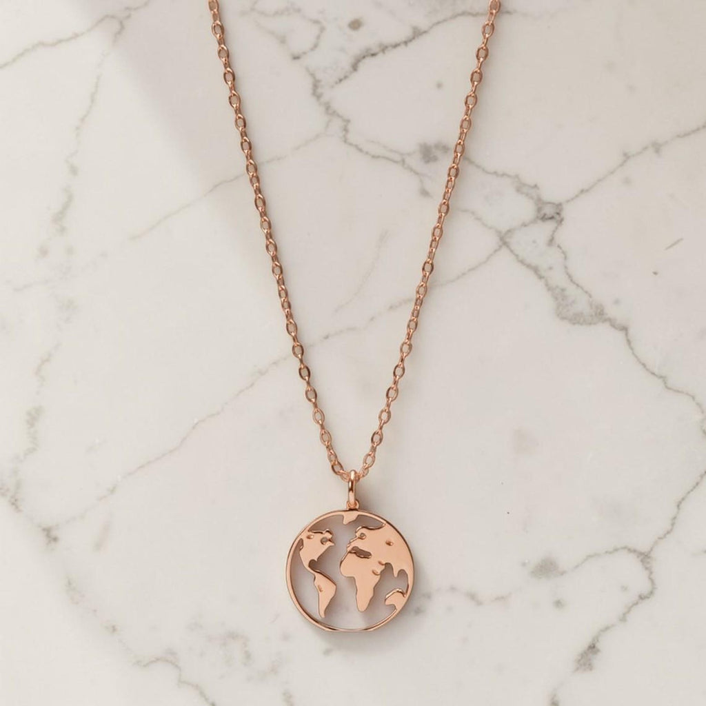 World Map Necklace in Gold, Silver or Rose – Minimalist Travel Jewelry